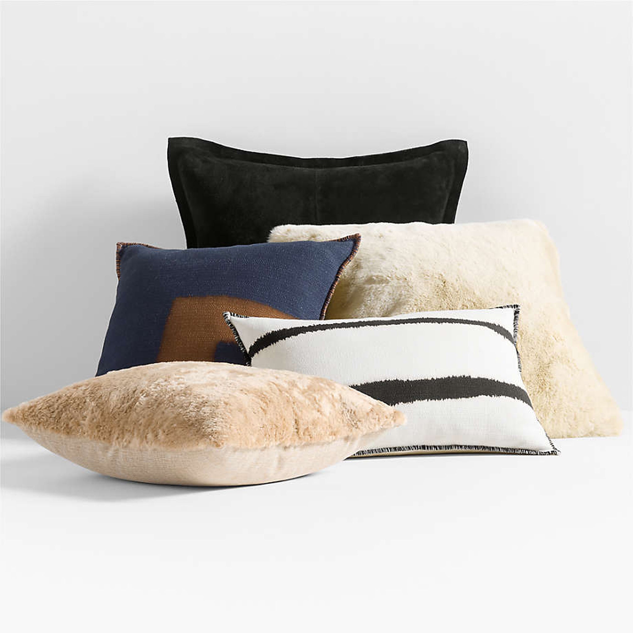 Zora Pillow - Beige